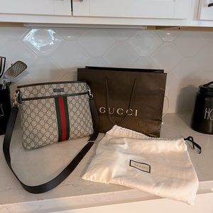 Authentic Gucci crossbody
